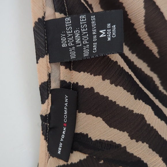 FINAL SALE 🌿NEW YORK &CO ZEBRA PRINT MIDI SKIRT🌿 - Picture 5 of 6